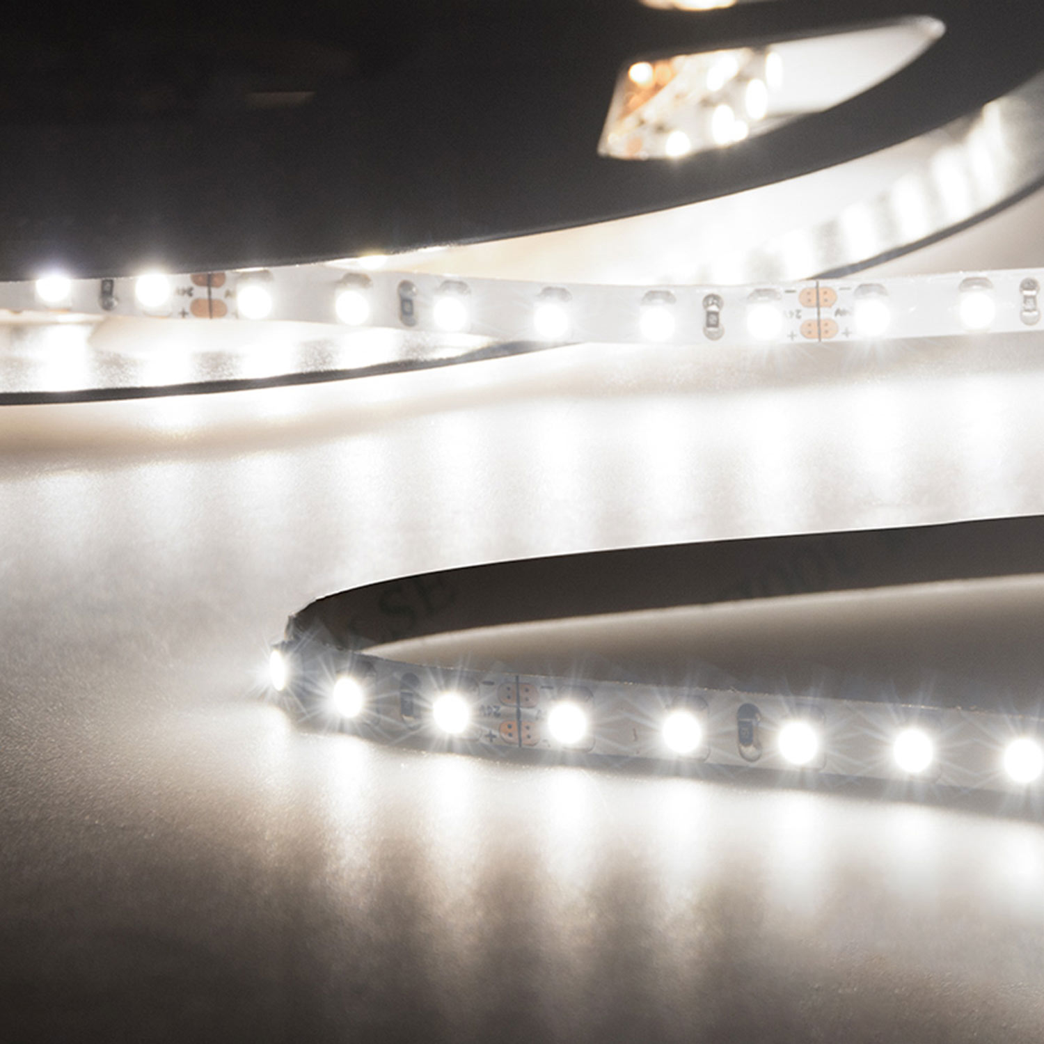 ISOLED LED CRI940 MICRO Linear Flexband 24V DC 15W IP20 4000K 5m Rolle 120 LED/m