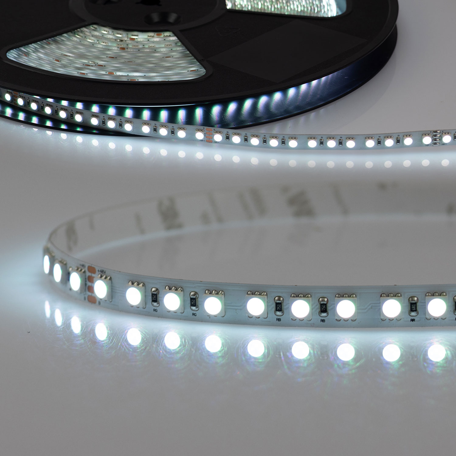 ISOLED LED RGB 48V Flexband 14,4W IP20 20m Rolle 96 LED/m