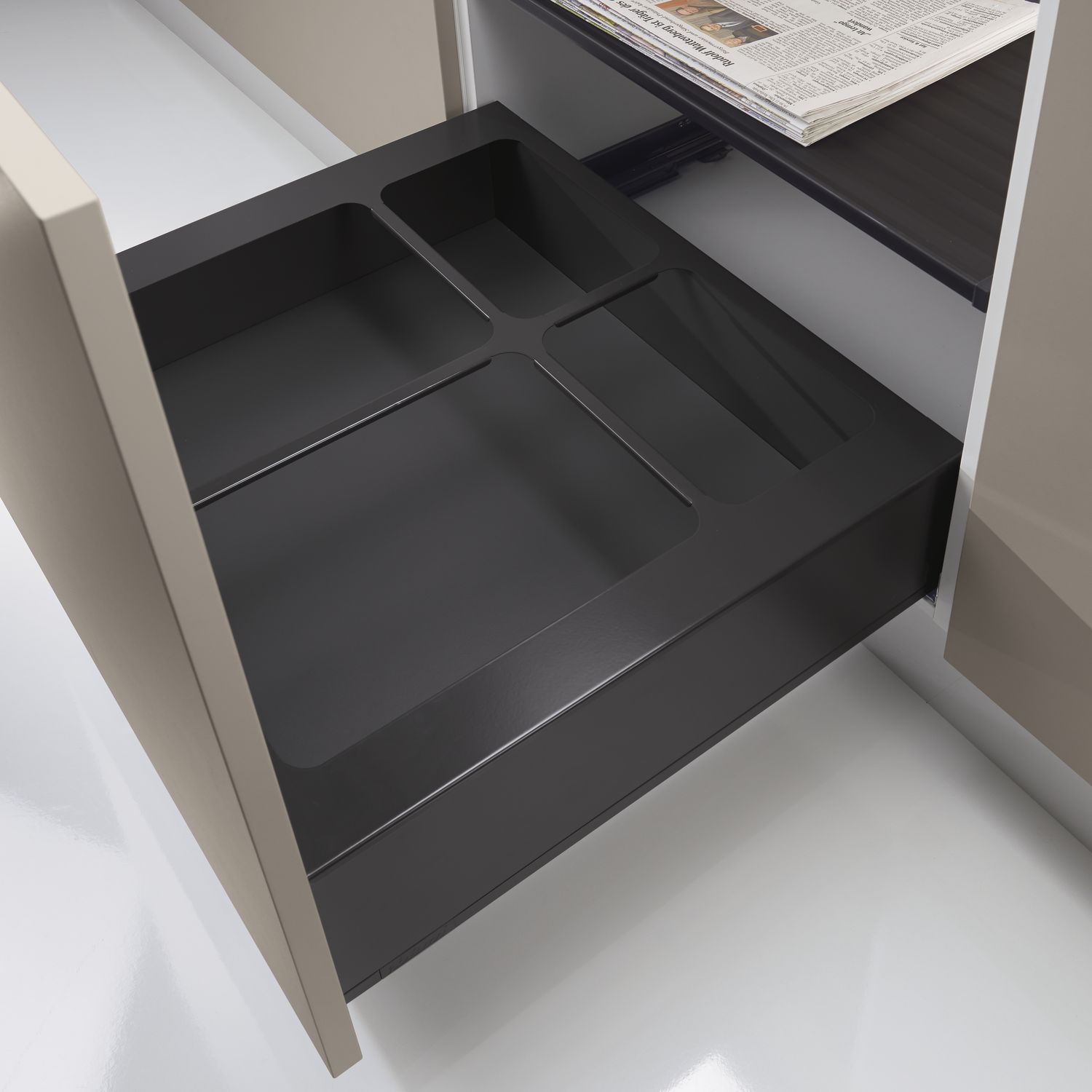 ninka eins2vier Abdeckrahmen KB 600 mm Stahl Dunkelgrau