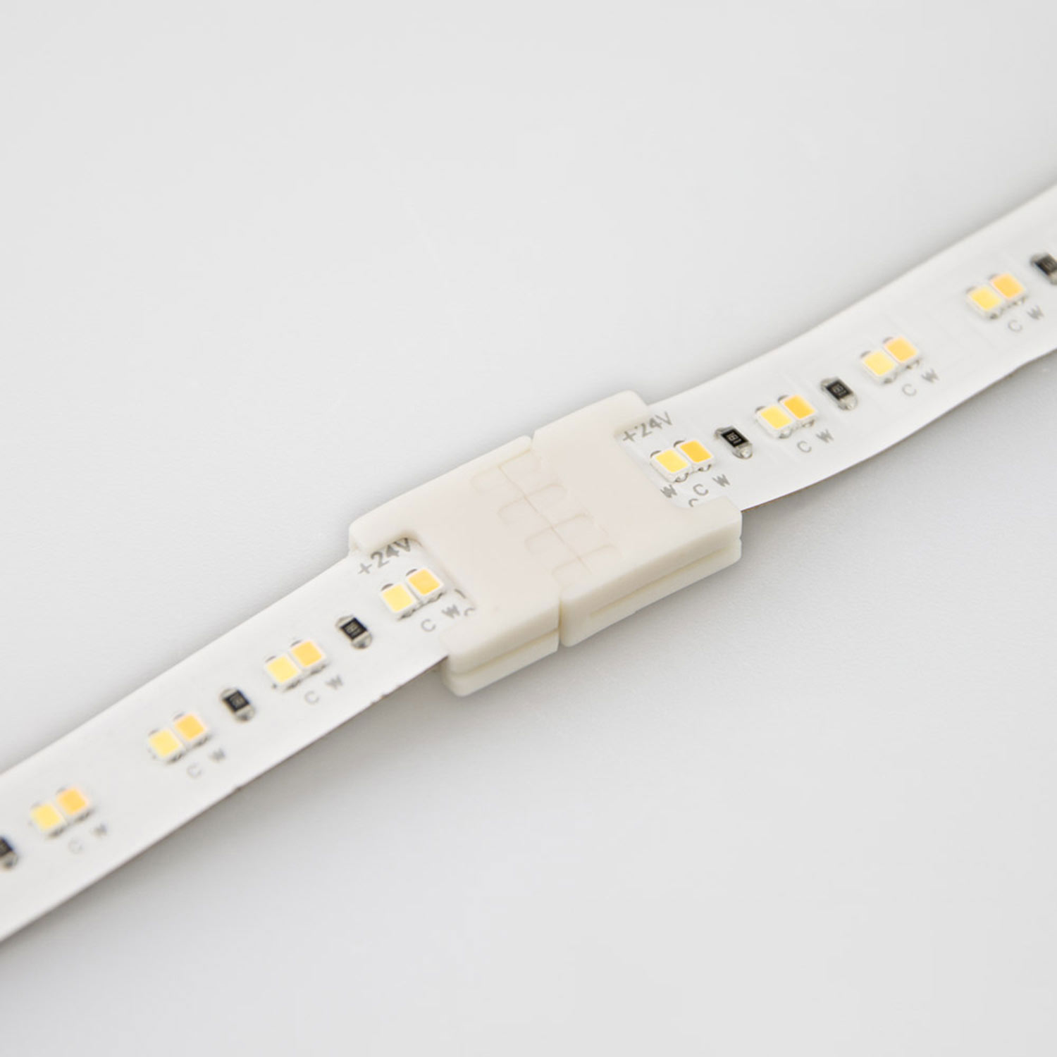 ISOLED Clip-Verbinder (max. 5A) C2-310 für 3-pol. IP20 Flexstripes mit Breite 10mm Pitch >8mm